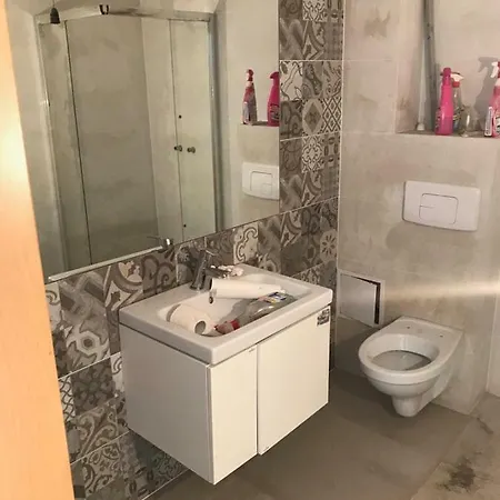 Apartament - Ul. Krakowska 14 *
